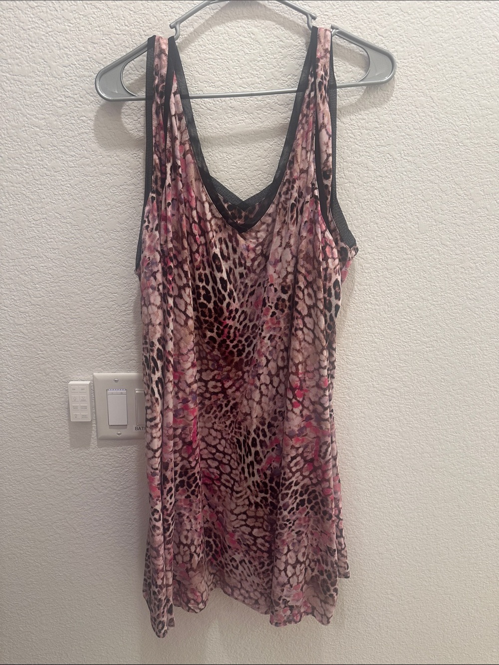 Set of 2 Pink Leopard-Print V-Neck Chemise with Black Trim
